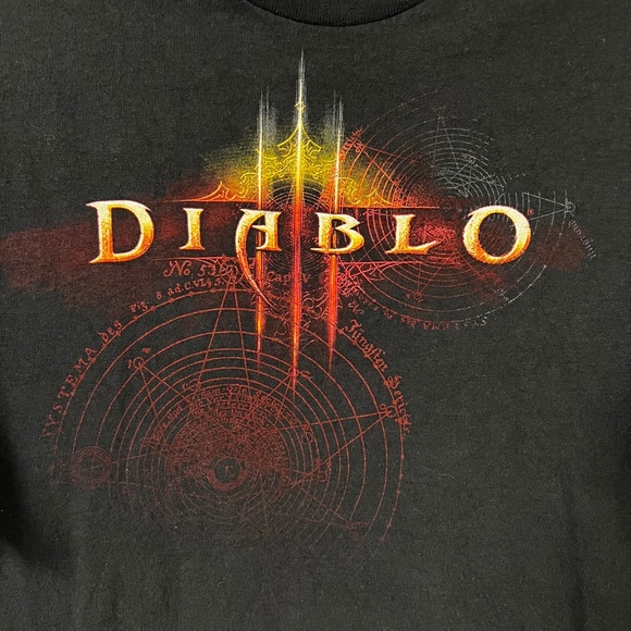 Diablo III T-Shirt - Picture 1 of 3